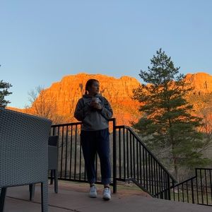 Meet your Posher, Kennedy